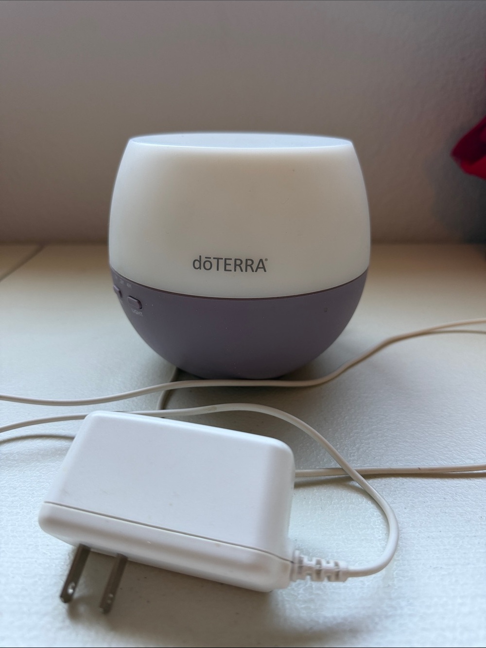 doTERRA White and Purple Portable Aromatherapy Diffuser